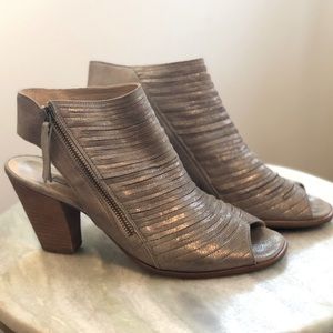 Paul Green 11 Cayenne Peep Toe Sandal Stacked Heel Metallic Smoke Leather